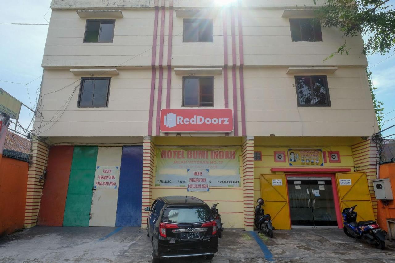 Reddoorz Near Pelabuhan Nusantara Parepare Exterior photo