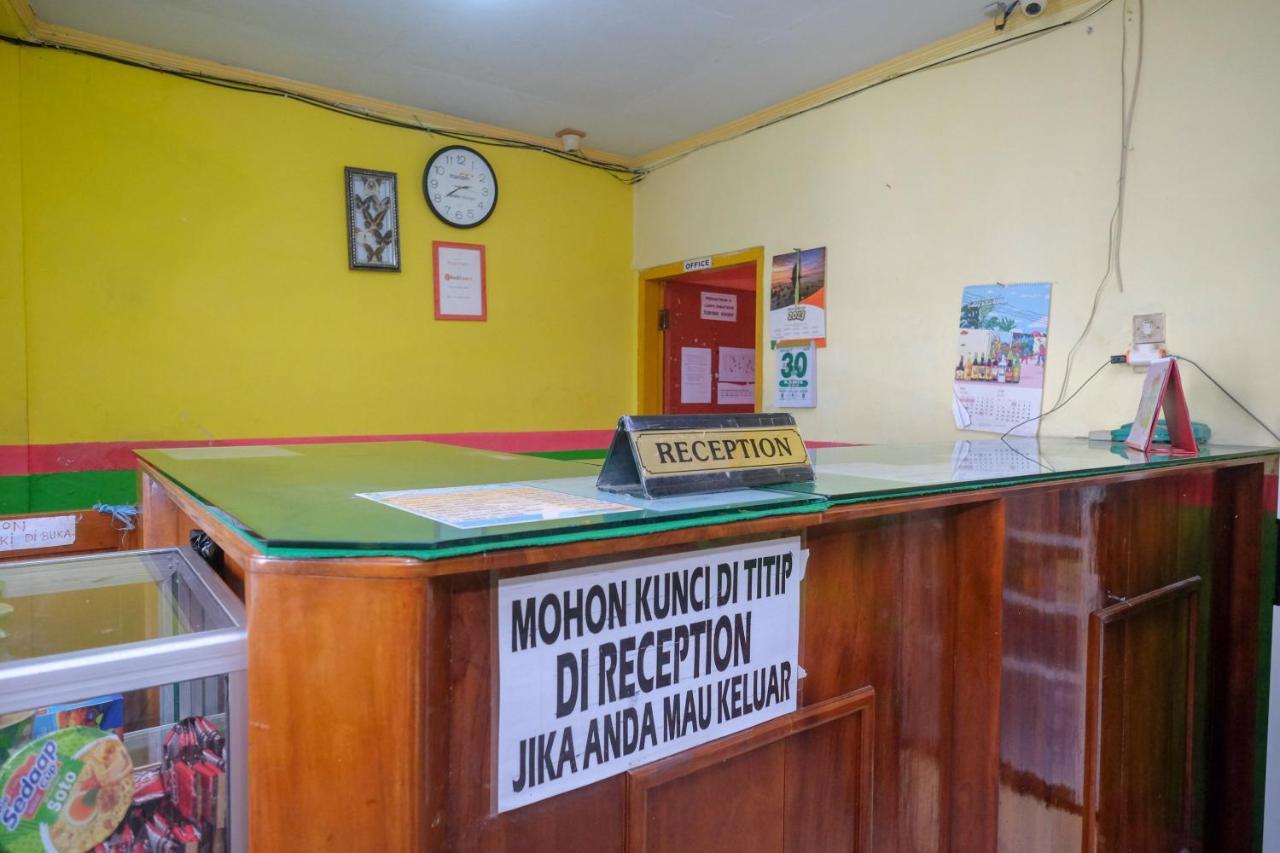 Reddoorz Near Pelabuhan Nusantara Parepare Exterior photo